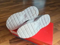 Puma Turnschuhe softfoam Größe 34