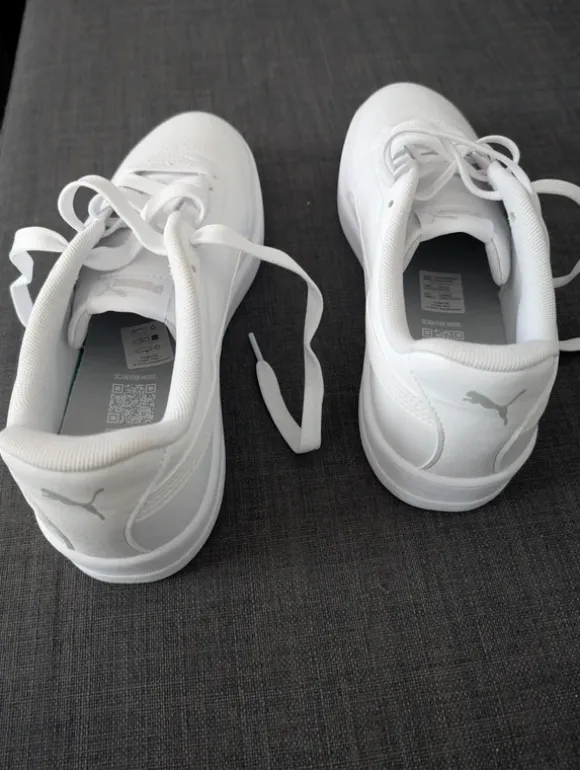 Puma Turnschuhe weiß Gr42