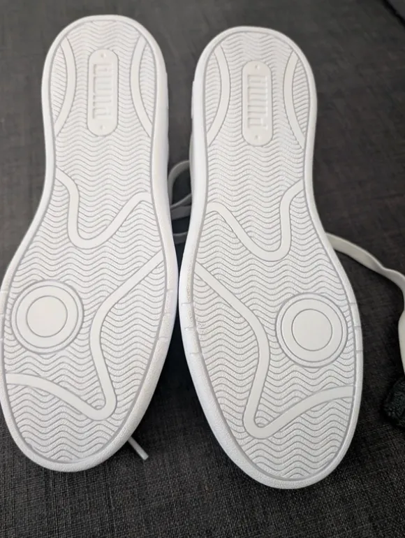 Puma Turnschuhe weiß Gr42