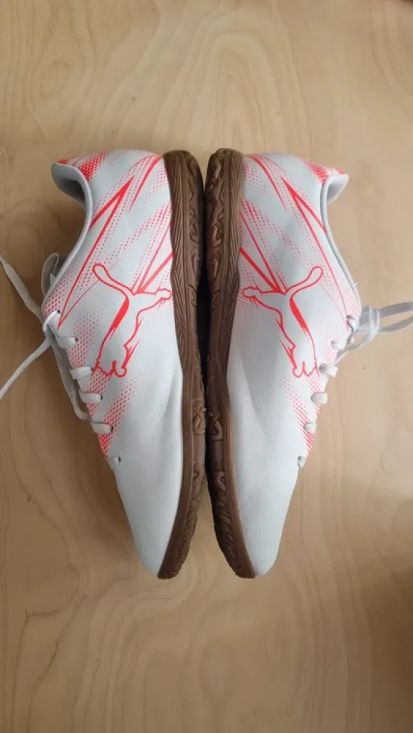 Pump zaalvoetbal schoenen maat 44 nieuw staat