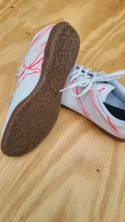Pump zaalvoetbal schoenen maat 44 nieuw staat