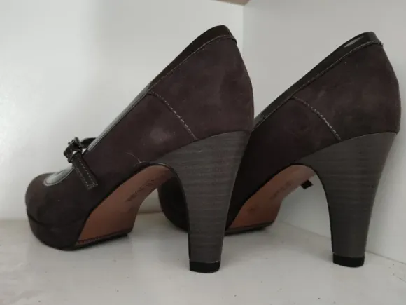 Pumps