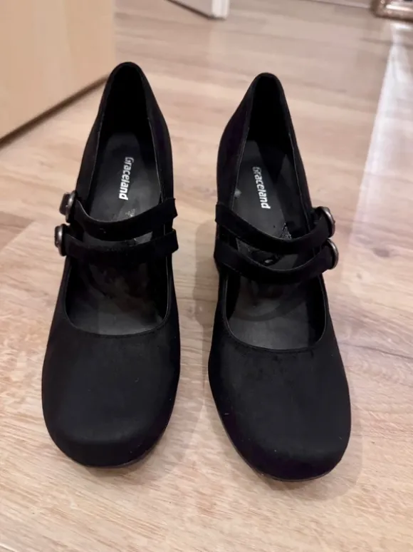 Pumps in schwarz