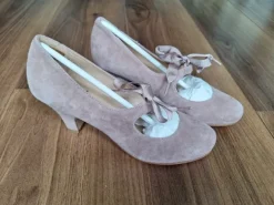 Pumps von KMB in 37