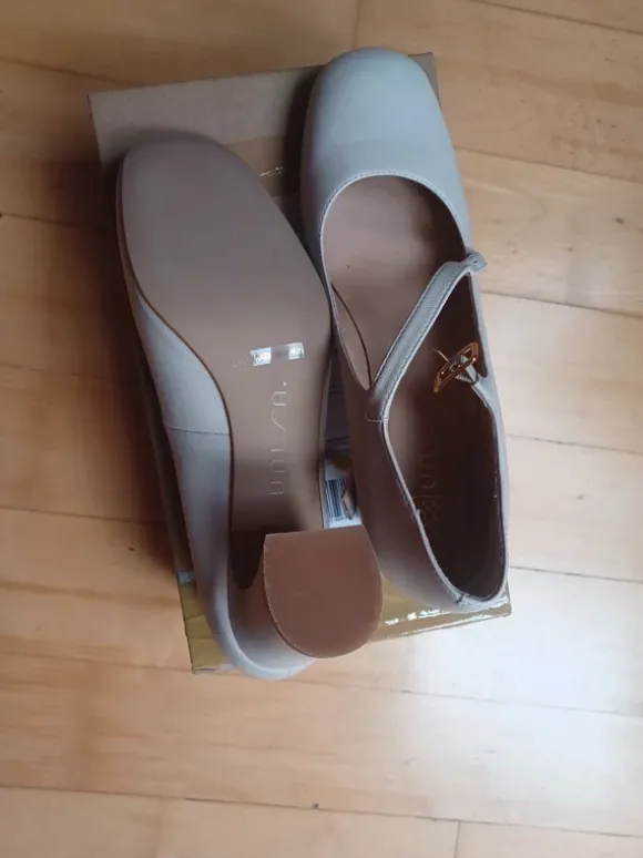 Pumps von Unisa