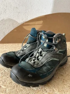 Quechua Wanderschuhe