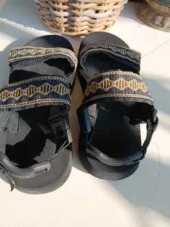 Reef slippers