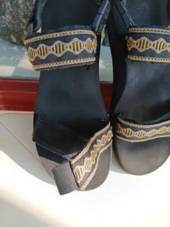 Reef slippers