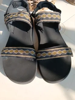 Reef slippers