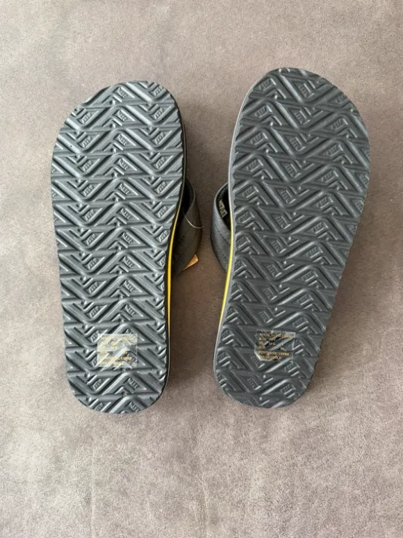 REEF Slippers - Maat 39