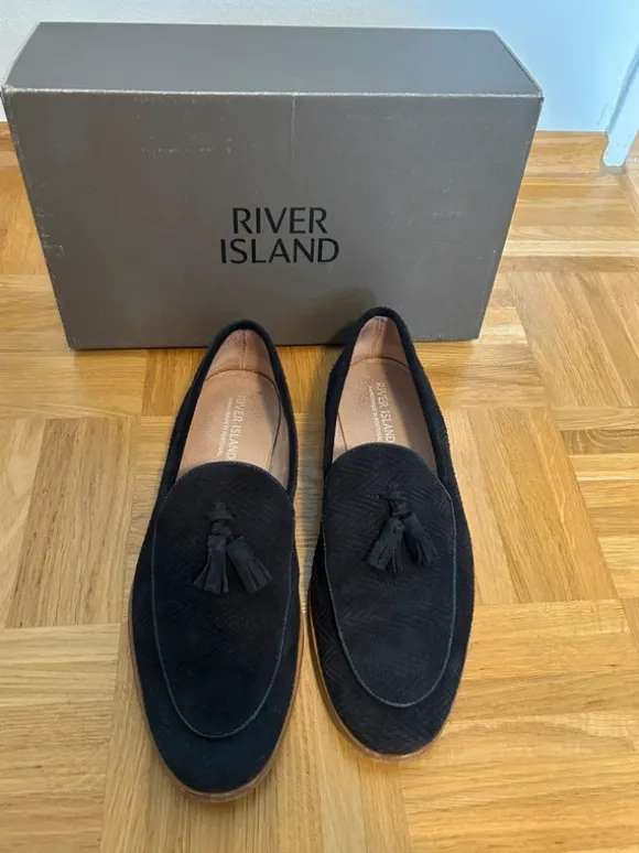 River Island Loafer aus Wildleder