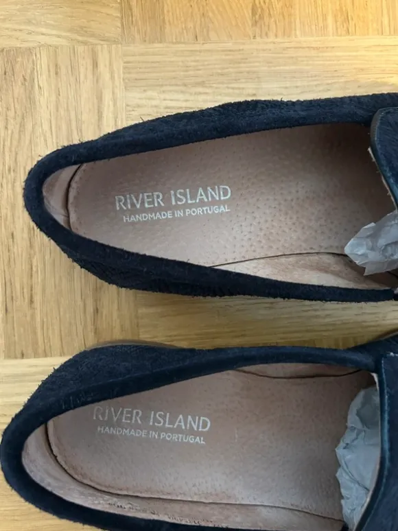 River Island Loafer aus Wildleder