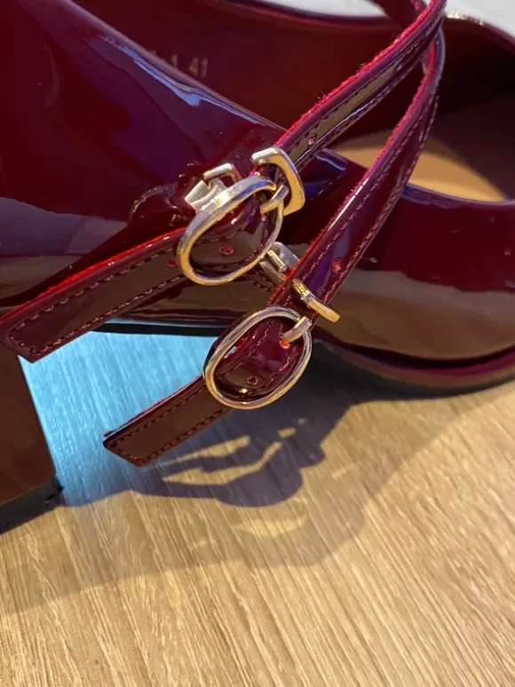 Rote Absatzschuhe
