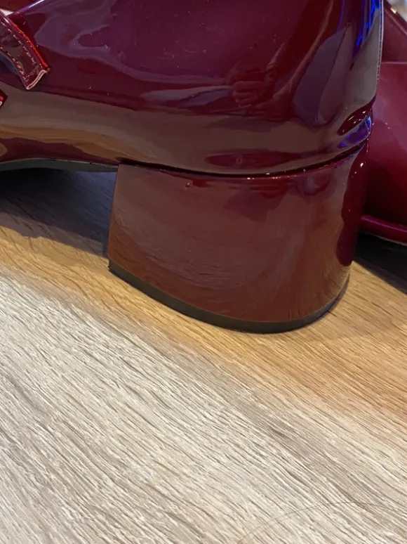 Rote Absatzschuhe