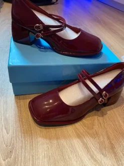 Rote Absatzschuhe