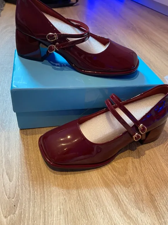 Rote Absatzschuhe