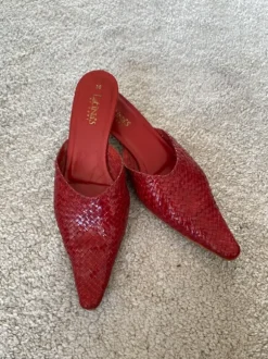 Rote Vintage Mules / Pantoletten in Flechtoptik – Größe 36
