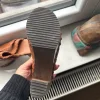 Sabots en cuir sixtyseven