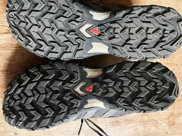 Salomon Eskape GTX Y2K