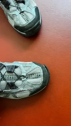 Salomon sandals y2k