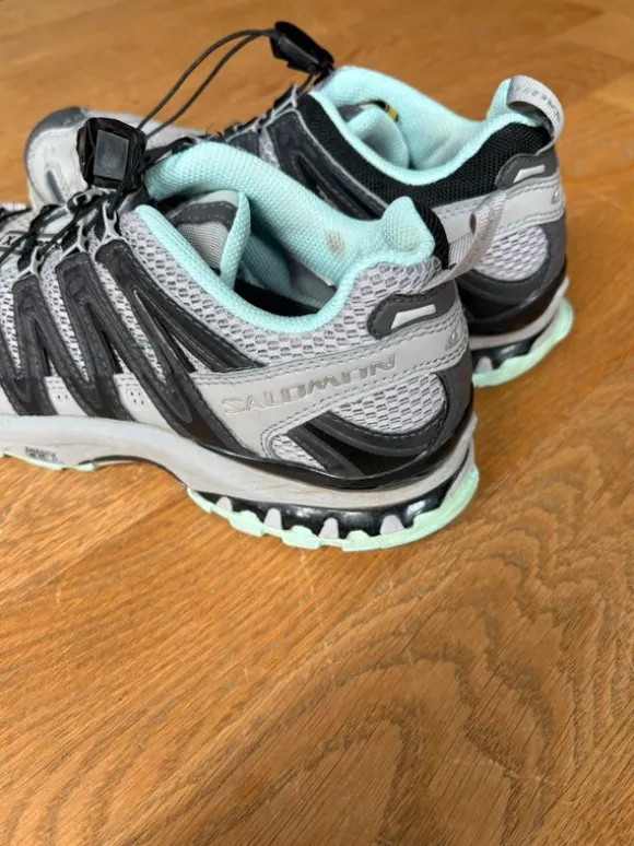 Salomon Trekking Schuhe XA Pro 3d