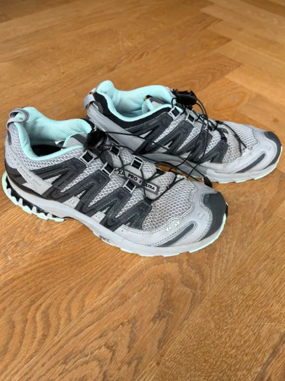 Salomon Trekking Schuhe XA Pro 3d