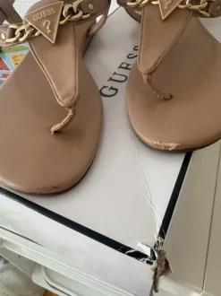 Sandale guess