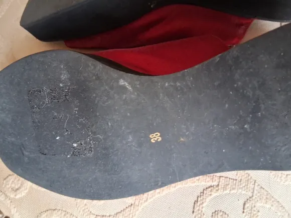 Sandalen.