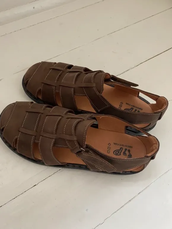 Sandalen 42 bruin