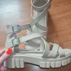 Sandalen beige