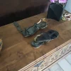 Sandalen ganz neu