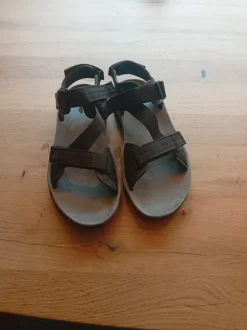 Sandalen maat 44