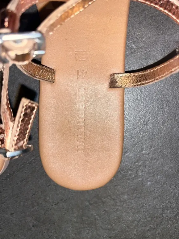 Sandalen mit Glitzer von Hallhuber