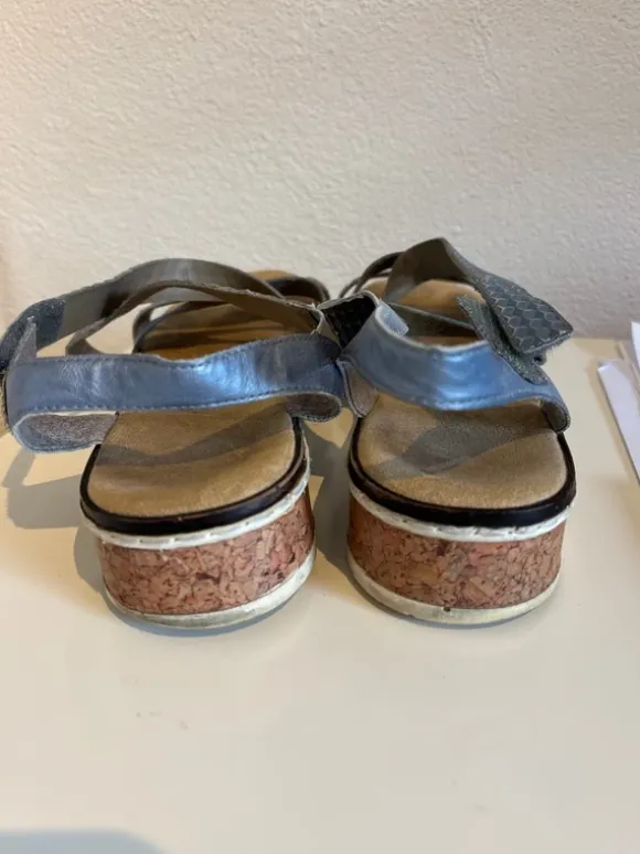 Sandalen Rieker 41 blau