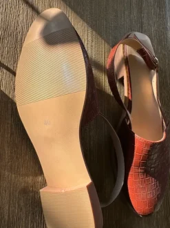 Sandalen vorne geschlossen