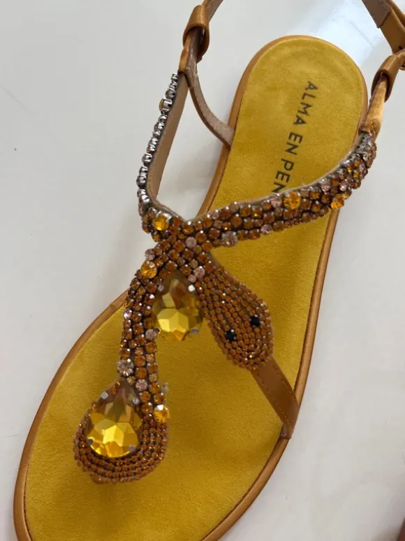 Sandalen Zehentrenner Gr. 41 Alma en Pena Neu OVP Senfgelb Schlange