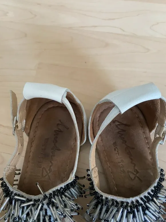 Sandalen Zehentrenner Mustang Größe 38