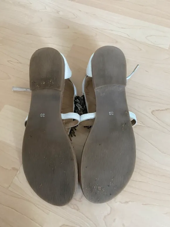 Sandalen Zehentrenner Mustang Größe 38