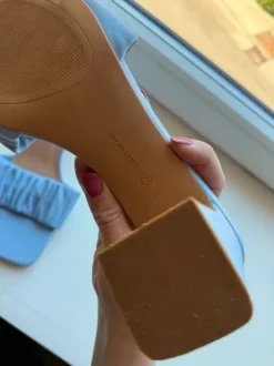 Sandales à petits talons – Stradivarius – Pointure 40