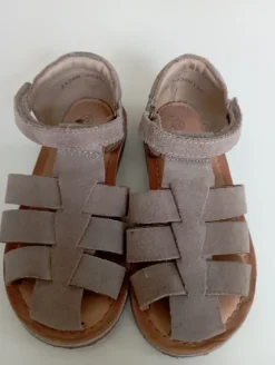 Sandales cuir taupe 27