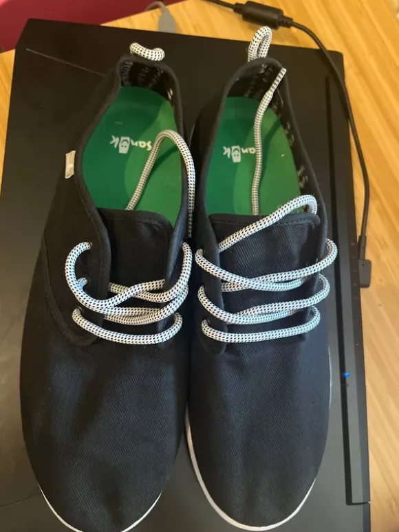 Sanuk Herren Schuhe in Größe 45