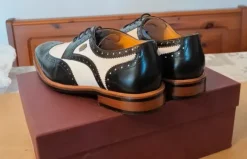 Scarpe "Brogue Gatsbay" vera PELLE bianca & Nera stile '20-'30. Nuove. Prezzo fisso
