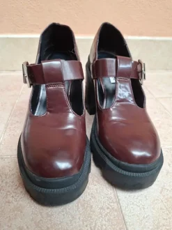 Scarpe con cinturino bordeaux 39 Steve Madden