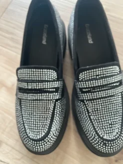Schicke Mädchenschuhe Gr. 33