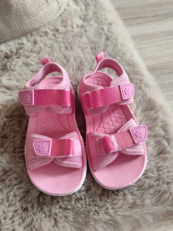 Schicke Sandalen