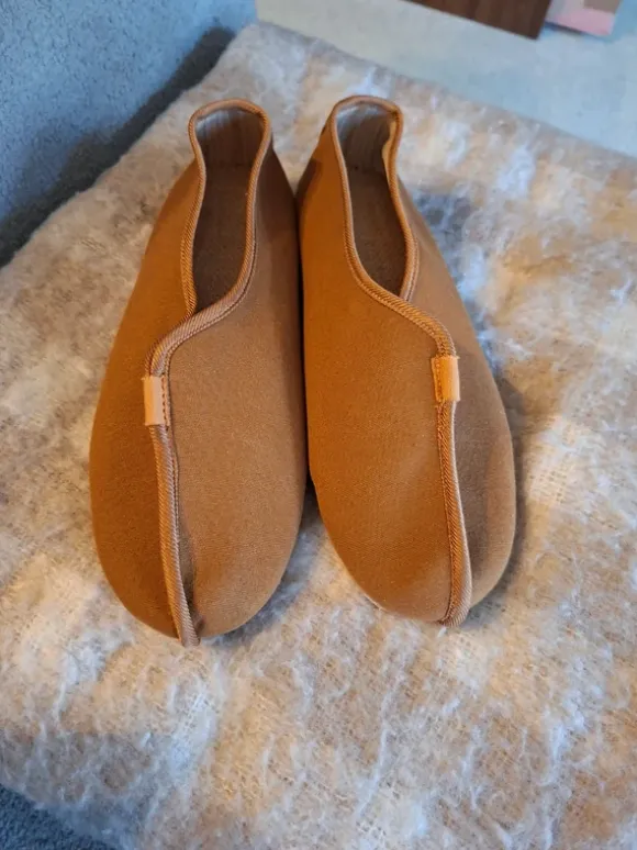 Schlupfschuhe aus China 🎀 ca. Gr.40