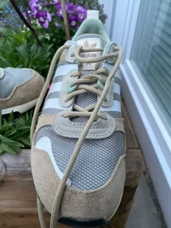Schöne Adidas Schuhe
