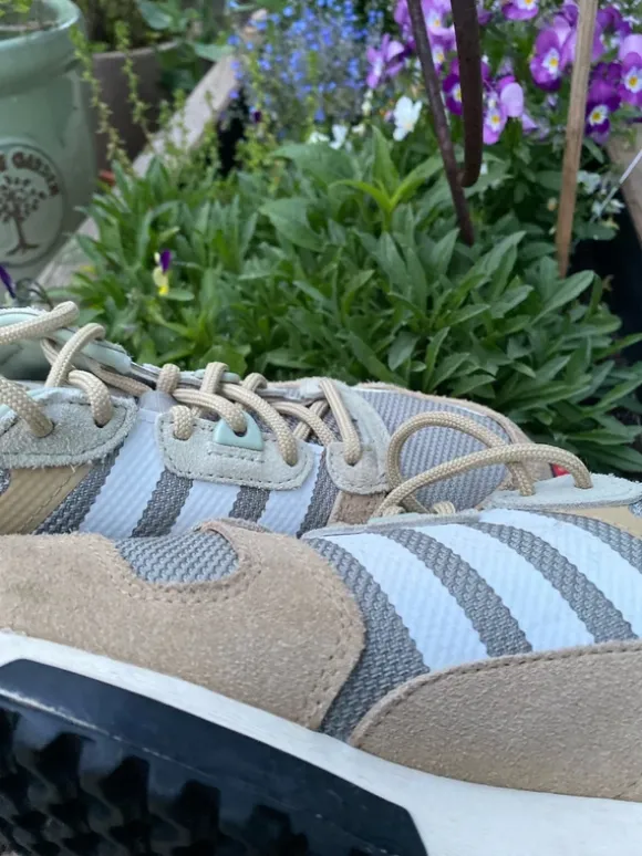 Schöne Adidas Schuhe