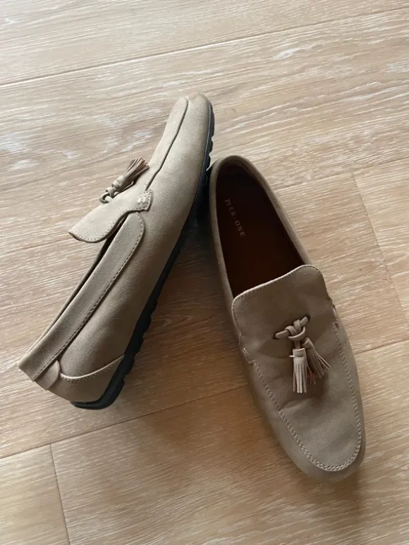 Schöne sommerliche Loafer für Herren