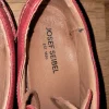 Schnürschuhe